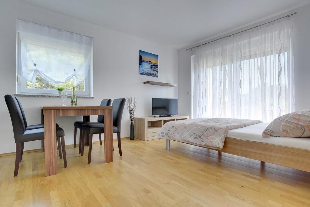 Apartments Kralj Medulin Extérieur photo